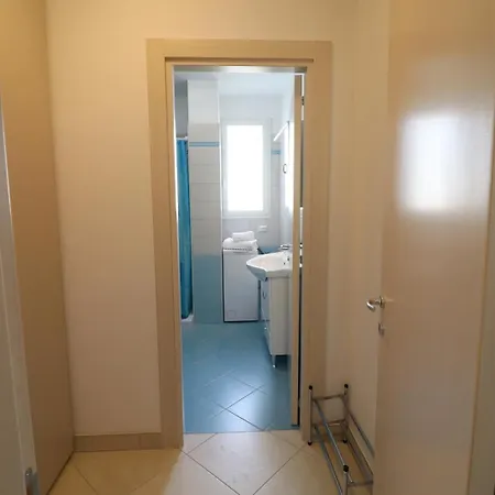 Casa Francesca Modern 3 Guest Flat With Ac & Wifi * Otranto