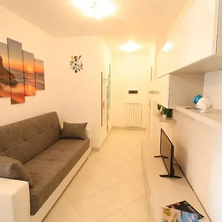 Casa Francesca Modern 3 Guest Flat With Ac & Wifi Apartamento Otranto